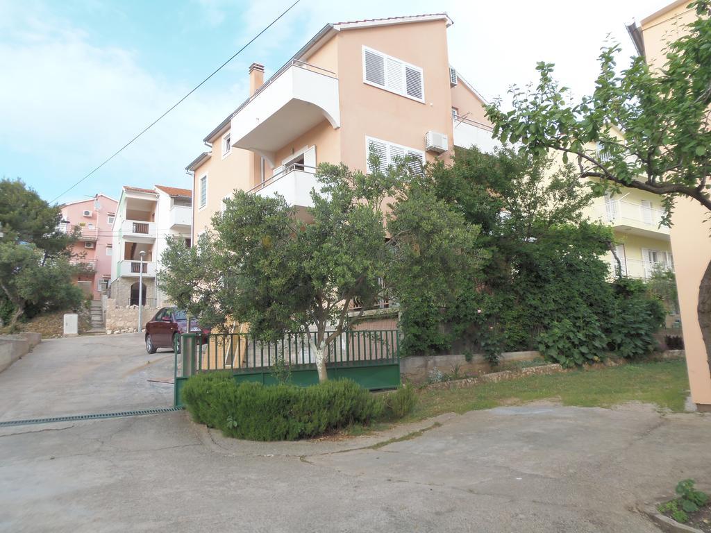 Apartments Pletikosa Brodarica  Buitenkant foto
